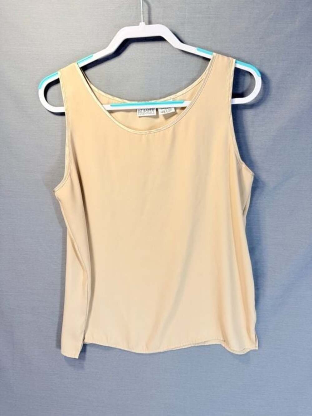 Vintage Liz Baker Essentials sleeveless scoop neck blouse, light beige Sz Large